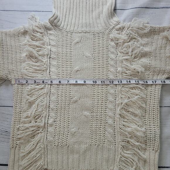 Love by Chelsea Size S Fringe Fisherman Knit Turtleneck Sweater Cream Cozy - Picture 5 of 9